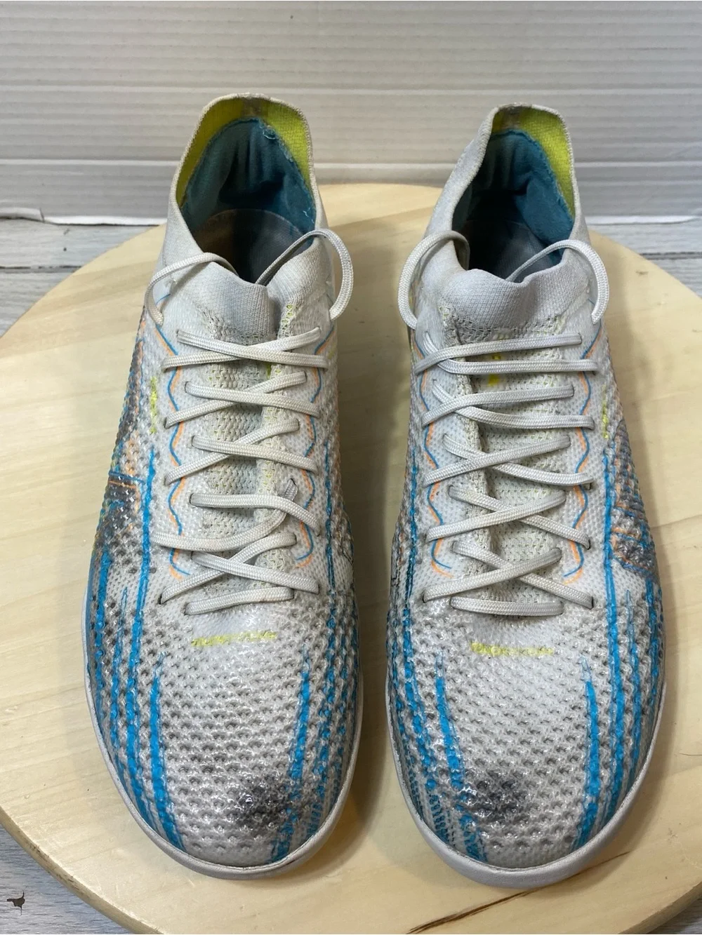 IDA Sports Women's Turf Soccer Shoes White Blue Yellow Size US 11 / EUR 43